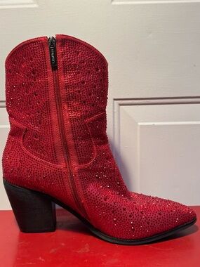 Lumuta Women’s Red Rhinestone Ankle Boots with Block Heel size 10.5